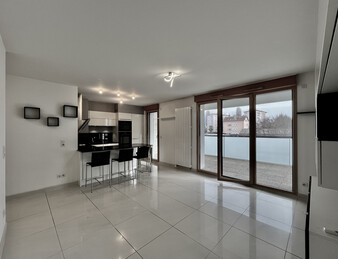 T3 de standing avec terrasse et garage double