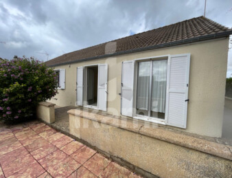 Maison de plain-pied 7 pièces 120 m2 PUISEAUX