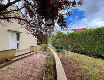 Maison de plain-pied 7 pièces 120 m2 PUISEAUX