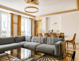 RARE À LA VENTE   APPARTEMENTS RUE WASHINGTON, PARIS 8e