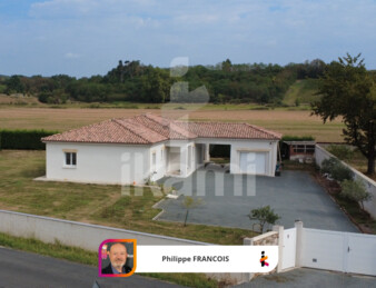 Maison contemporaine de plain-pied, 138 m2, 4 chambres, terrain clos de 2 154 m2