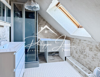 Maison 5 pièces de 100 m2 à St Maurice aux Riches Hommes 89190