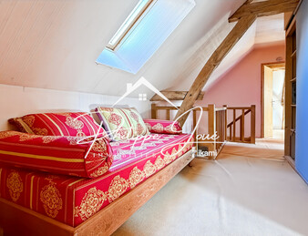 Maison 5 pièces de 100 m2 à St Maurice aux Riches Hommes 89190