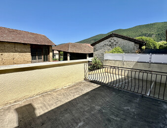 MAISON DE VILLAGE 147 M2 6 CHAMBRES - HOSTUN