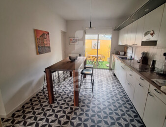 Maison contemporaine et lumineuse avec piscine privée   Quartier prisé de Caudéran