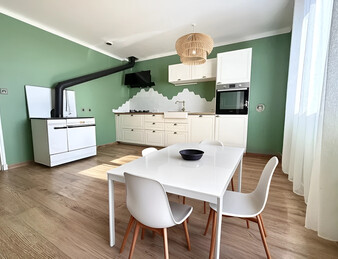 Maison avec dépendances à Châteauneuf de Galaure