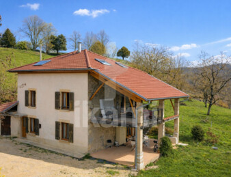 Belle maison au calme sur les hauteurs de Vinay