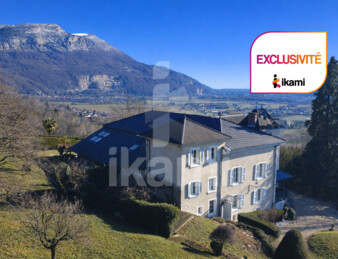Exclusivité   Propriété de caractère 430 m2 : emplacement stratégique & visibilité axe Grenoble Lyon