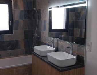 MAISON 125 m2 sur terrain de 590 m2 à CLERIEUX (26)