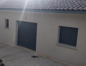 MAISON 125 m2 sur terrain de 590 m2 à CLERIEUX (26)