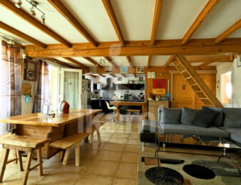 Maison 94 m2   5 chambres possibles   2 garages - Panneaux solaires