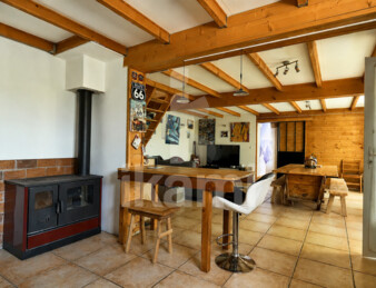 Maison 94 m2   5 chambres possibles   2 garages - Panneaux solaires