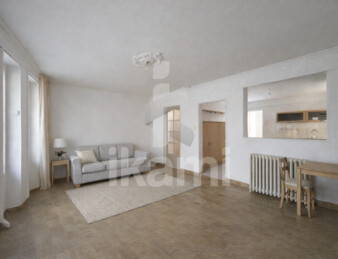 Maison de ville 145 m2   2 logements + garages + extérieur   beau potentiel