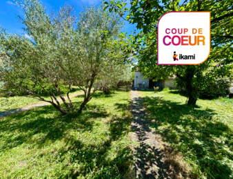 TERRAIN CONSTRUCTIBLE DE 662 M2 AVEC DEPENDANCE DE 37M2 - CENTRE VILLAGE