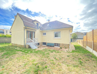 Maison 7 pièces 190 m² · à La Ville · 190 m² · 415 000 €