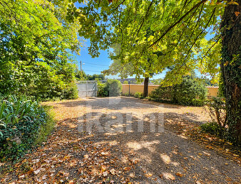 Terrain 120 m² · à Saint-Genis-Laval · 120 m² · 249 000 €
