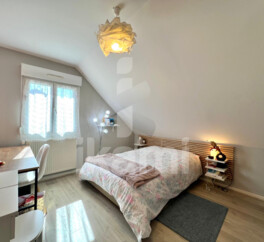 Maison 6 pièces, 140m2 centre ville de Lons-le-Saunier