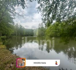 Havre de paix avec étang de loisirs proche Aubigny-sur-Nère