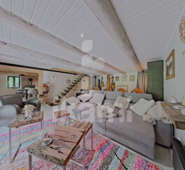 Chalet savoyard rénové avec vue panoramique   Charme, confort et nature au cœur du Beaufortain