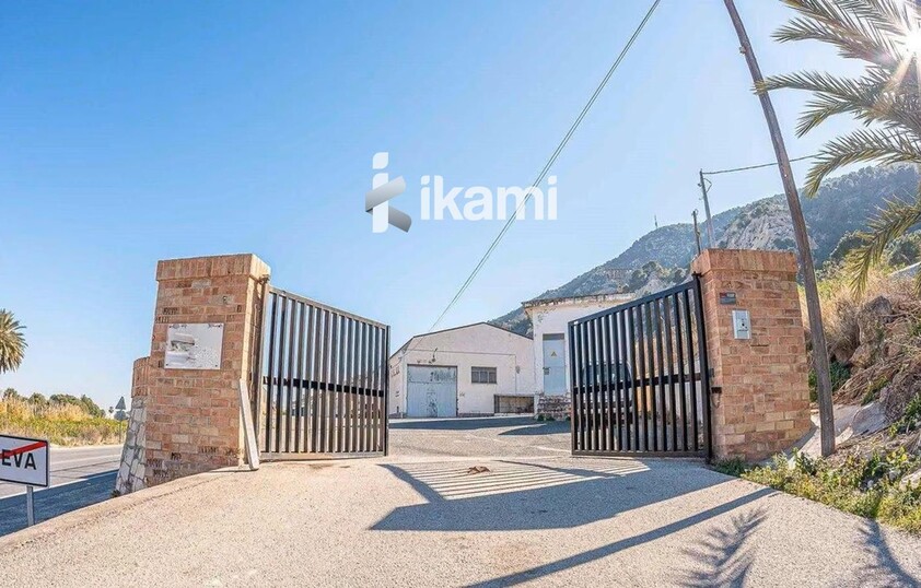 Nave Industrial con gran parcela en ORIHUELA, ARNEVA-HURCHILLO