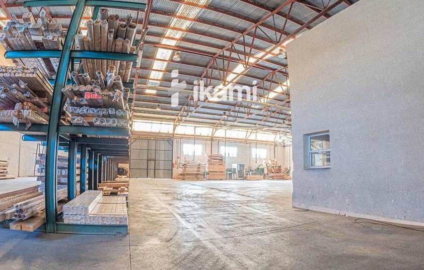 Nave Industrial con gran parcela en ORIHUELA, ARNEVA-HURCHILLO