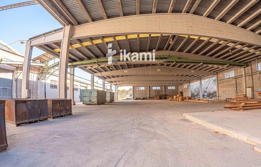Nave Industrial con gran parcela en ORIHUELA, ARNEVA-HURCHILLO