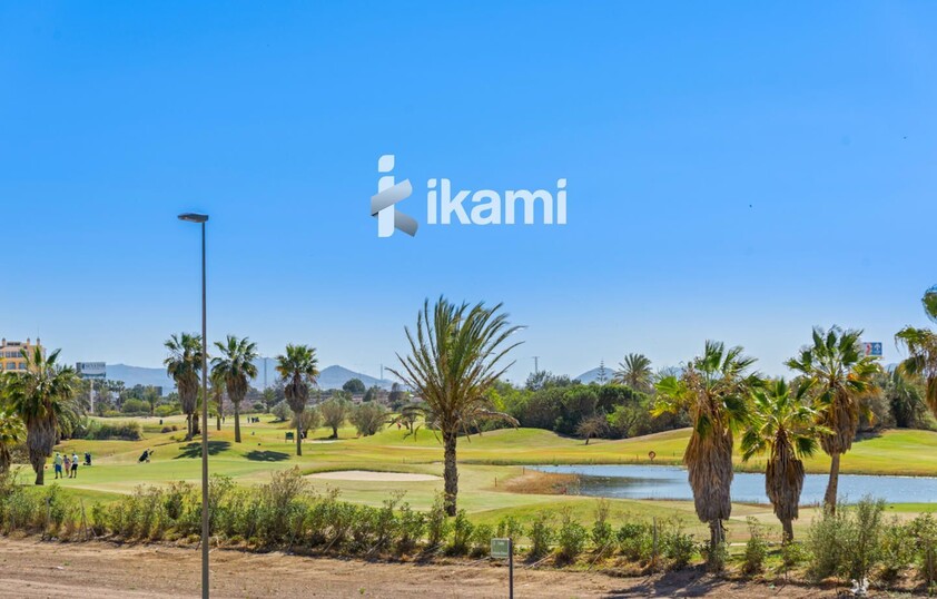 Exclusivo Chalet Independiente en Los Alcázares, junto a Serena Golf