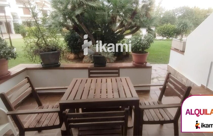 ¡Vivir a 1 kilómetro de Denia, en una zona verde, junto al mar!
