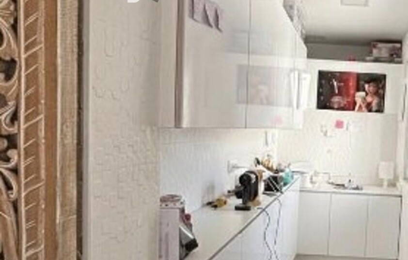 Casa de una planta con vistas increíbles al mar y la montaña