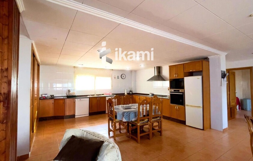 EXCLUSIVO CHALET EN NAQUERA CON INCREIBLES VISTAS Y PISCINA