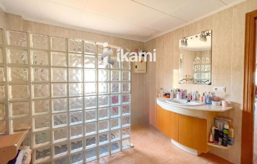 EXCLUSIVO CHALET EN NAQUERA CON INCREIBLES VISTAS Y PISCINA