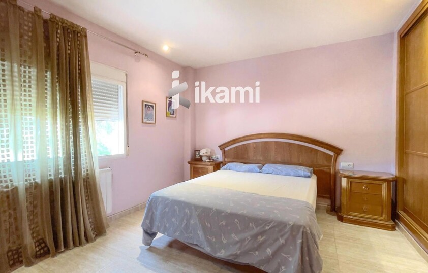 EXCLUSIVO CHALET EN NAQUERA CON INCREIBLES VISTAS Y PISCINA