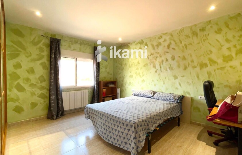 EXCLUSIVO CHALET EN NAQUERA CON INCREIBLES VISTAS Y PISCINA