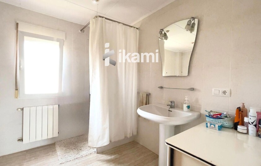 EXCLUSIVO CHALET EN NAQUERA CON INCREIBLES VISTAS Y PISCINA