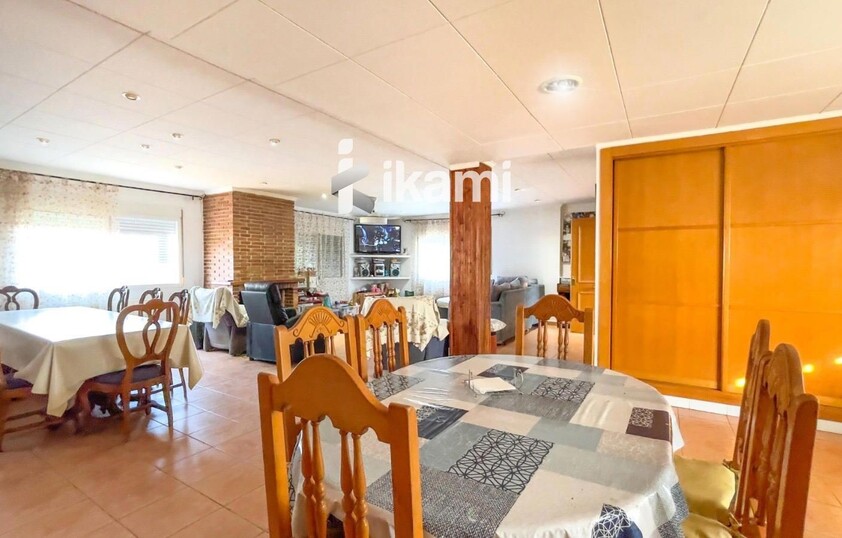 EXCLUSIVO CHALET EN NAQUERA CON INCREIBLES VISTAS Y PISCINA