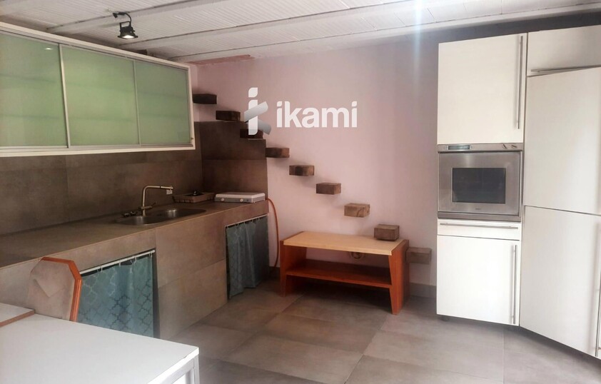 Propiedad con vistas abiertas para reformar a tu gusto o edificar