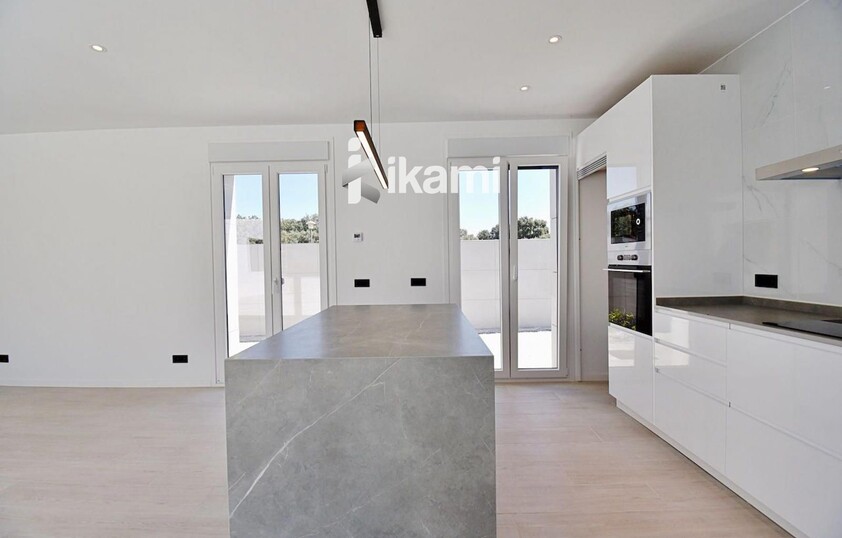 Vivienda independiente de nueva construcción con máxima eficiencia energética en Medina Azahara