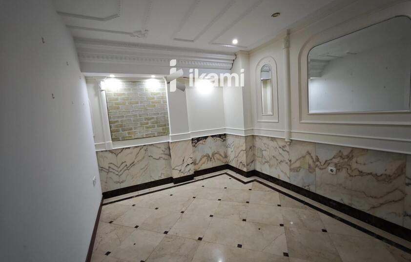 EDIFICIO 2472 MTS USO COMERCIAL + RESTAURANTE