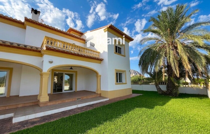 Fantástico chalet en venta en Beniarbeig