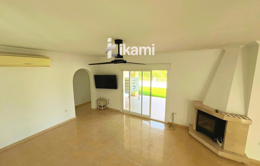 Fantástico chalet en venta en Beniarbeig
