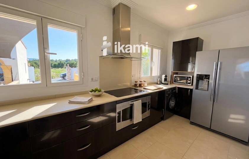 Fantástico chalet en venta en Beniarbeig
