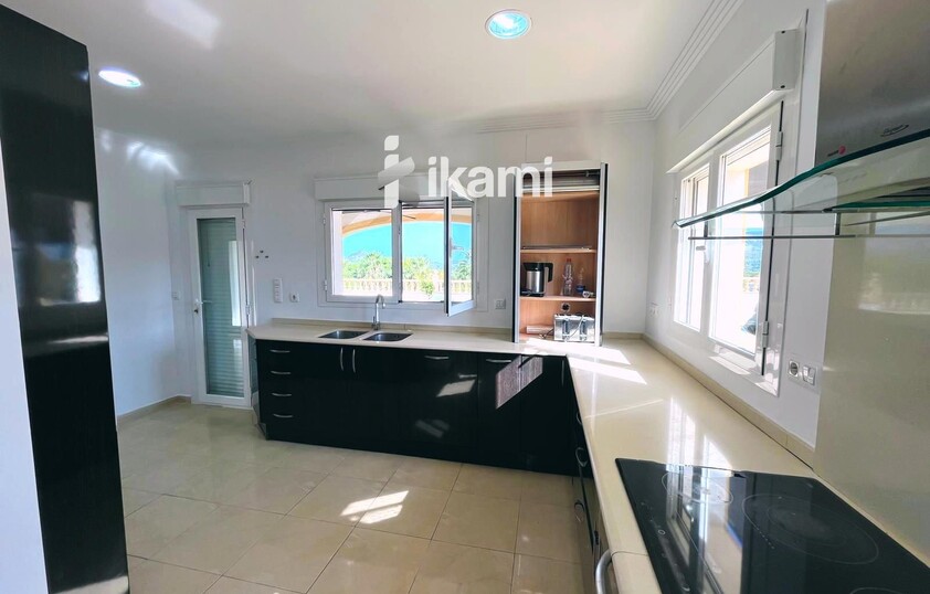 Fantástico chalet en venta en Beniarbeig