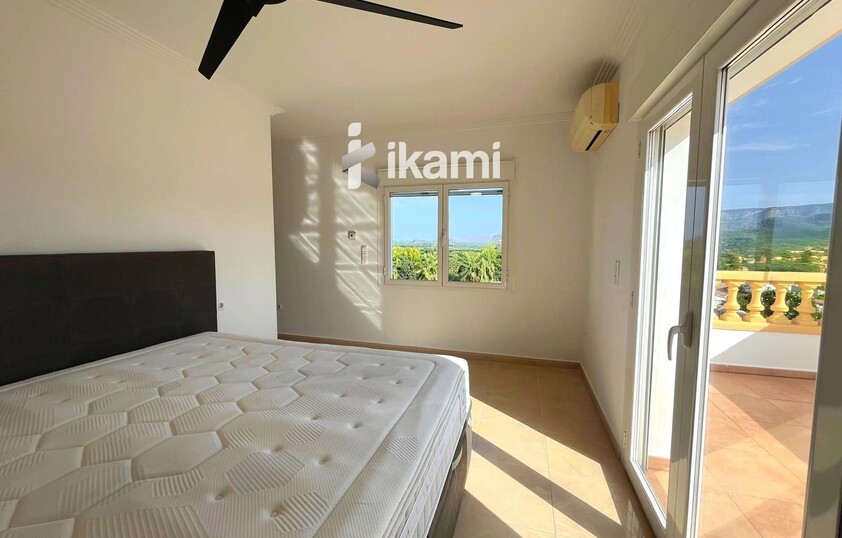 Fantástico chalet en venta en Beniarbeig