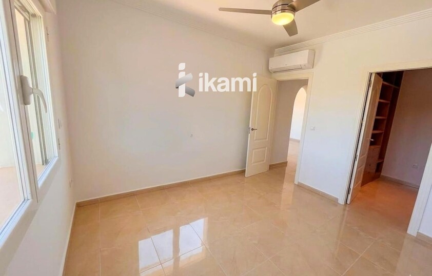 Fantástico chalet en venta en Beniarbeig