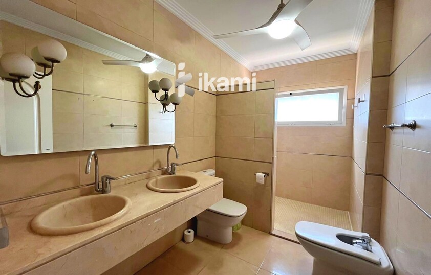Fantástico chalet en venta en Beniarbeig