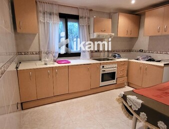 EXRAORDINARIO CHALET 380 + 433 PARCELA CON VISTAS A LA CIUDAD