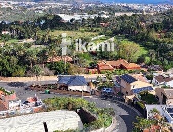 EXRAORDINARIO CHALET 380 + 433 PARCELA CON VISTAS A LA CIUDAD