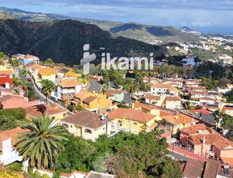 EXRAORDINARIO CHALET 380 + 433 PARCELA CON VISTAS A LA CIUDAD