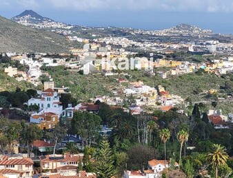 EXRAORDINARIO CHALET 380 + 433 PARCELA CON VISTAS A LA CIUDAD