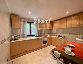 EXRAORDINARIO CHALET 380 + 433 PARCELA CON VISTAS A LA CIUDAD